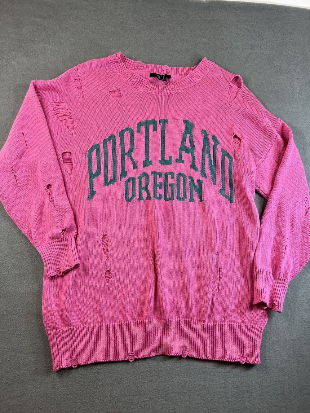 Forever 21 Women's Distressed Fuchsia Turtleneck Sweater M Casual Oversized